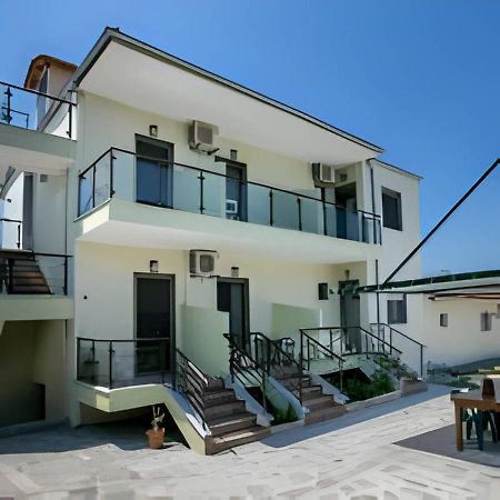 Villa Elista Астріс Екстер'єр фото